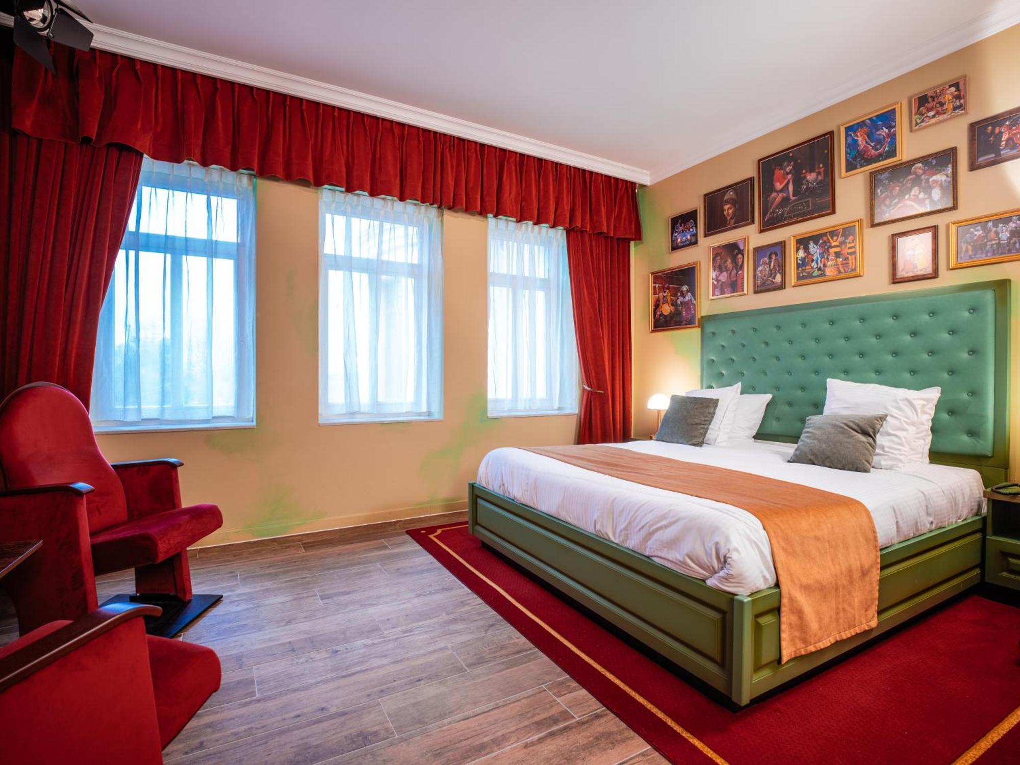 Theater Hotel เดอปาน ภายนอก รูปภาพ